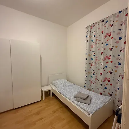 Διαμέρισμα Monteurwohnungen In Oestlich Von Leipzig Wurzen