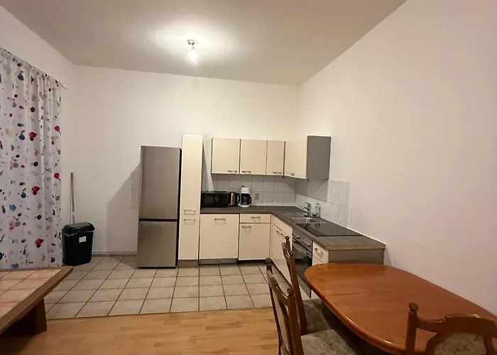 Monteurwohnungen In Oestlich Von Leipzig شقة